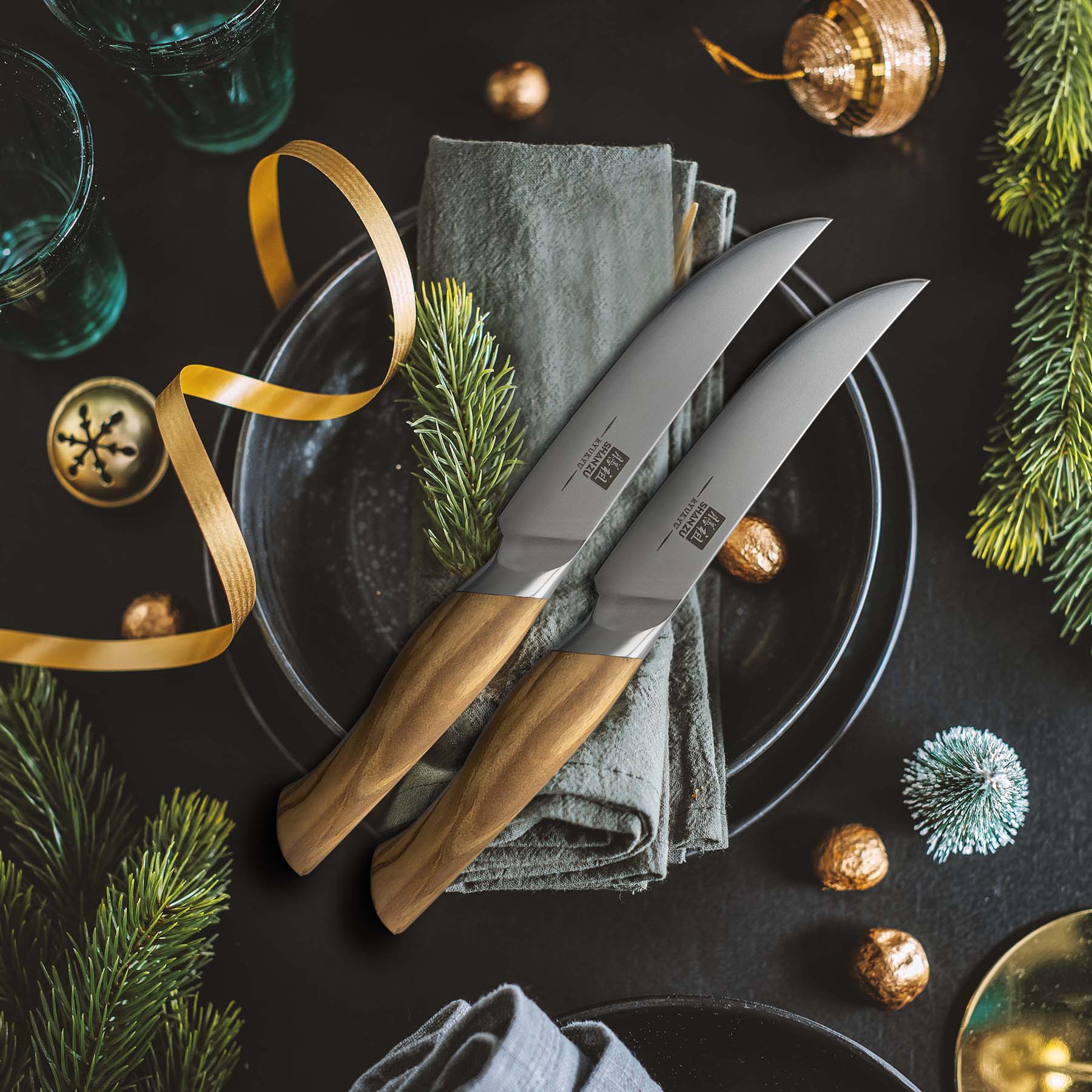 Razor-Sharp Steak Knife Set of 6 with Olive Wood Handle & Gift